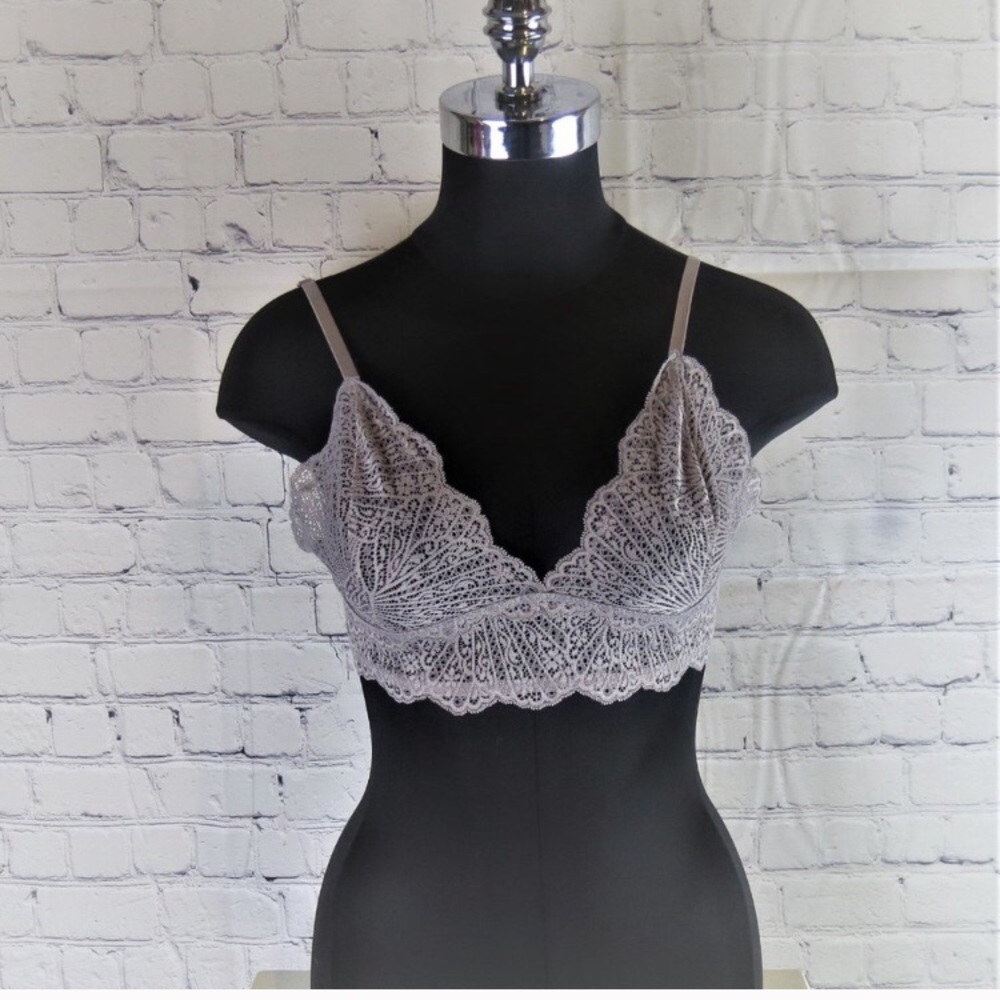 ARITZIA feminine bralette L